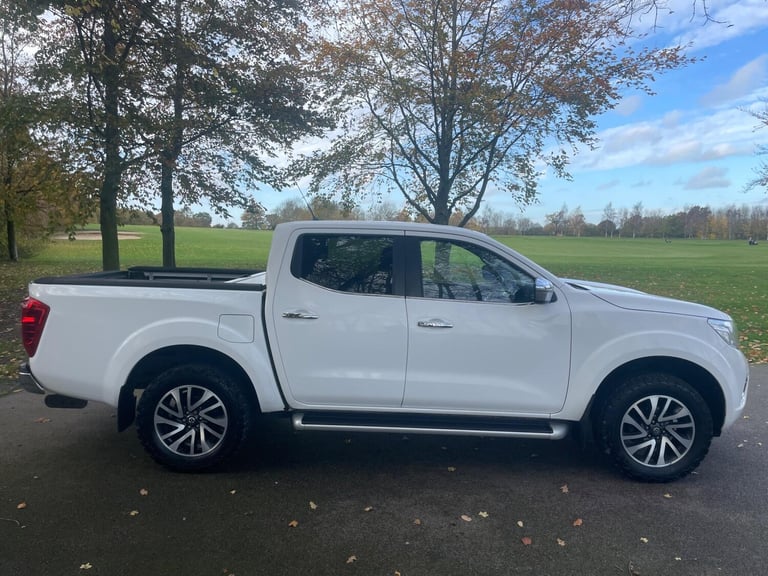 2016 Nissan Navara 2.3 dCi Acenta+ 4WD Euro 6 (s/s) 4dr PICK UP Diesel Manual
