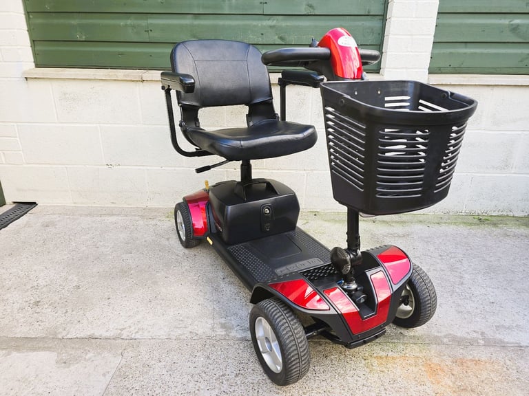 Mobility Scooter 4mph GoGo Elite Sport, Car Boot scooter