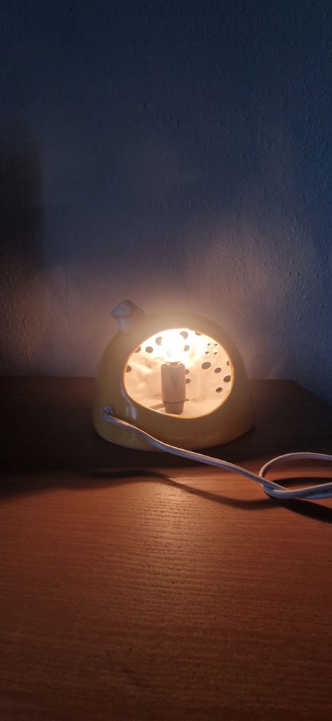 Childrens vintage beautiful bedside table lamp