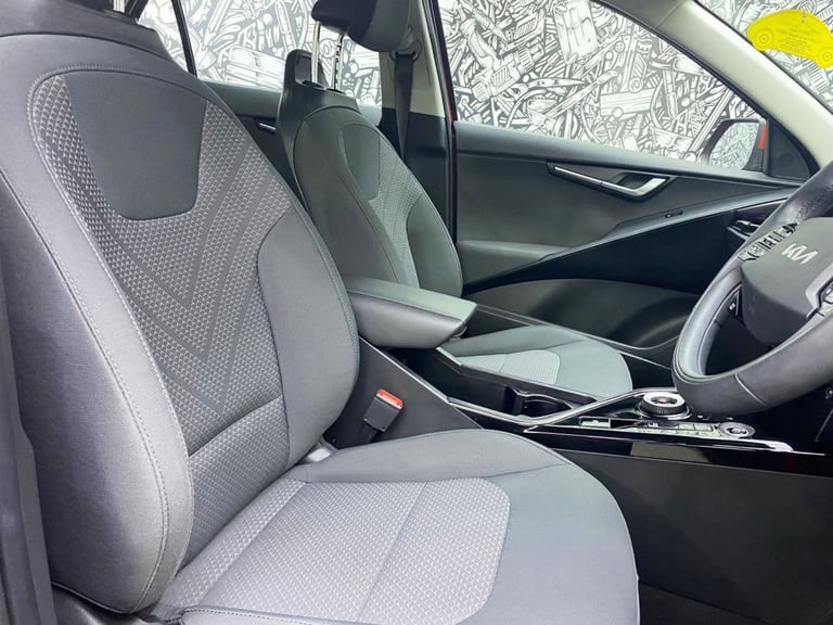 2023 Kia Niro 64.8kWh 2 SUV 5dr Electric Auto (201 bhp) ESTATE ELECTRIC Automatic