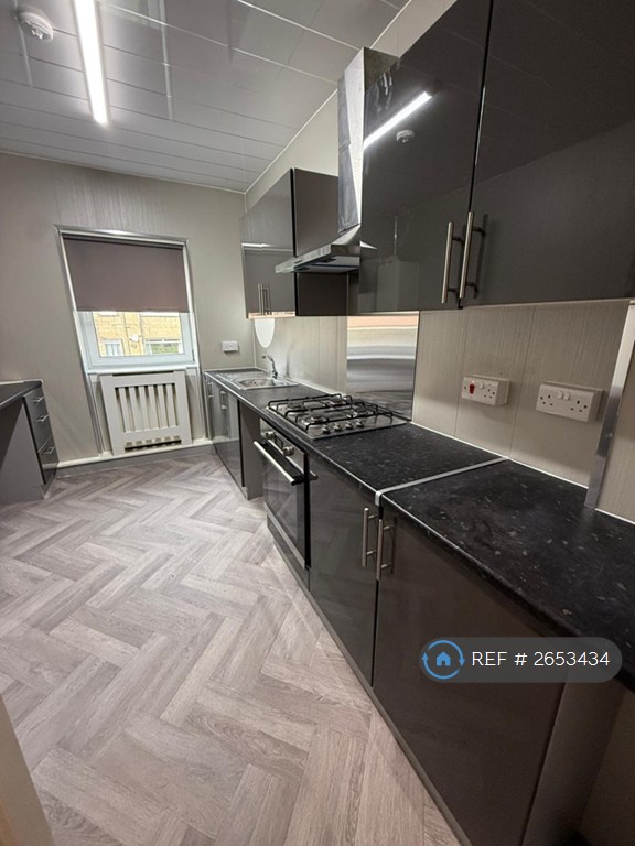 3 bedroom flat in Nethercairn Road, Glasgow, G43 (3 bed) (#2653434)