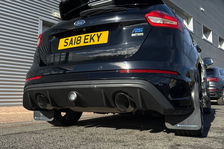 2018 Ford Focus 2.3T EcoBoost RS Hatchback 5dr Petrol Manual AWD Euro 6 (s/s) (350 ps) Hatchback ...