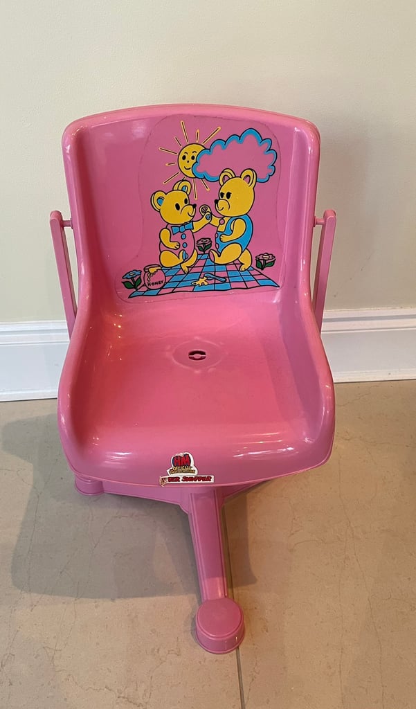 Toy highchair