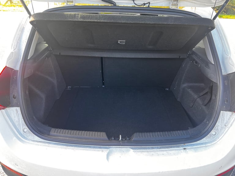 Kia, CEED, Hatchback, 2013, Manual, 1582 (cc), 5 doors ***£20 ROAD TAX*** HUGE SPEC