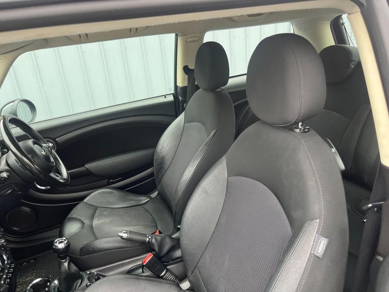 MINI Hatch 1.6 Cooper Euro 5 3dr Petrol Manual