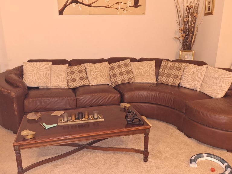 Leather corner sofa