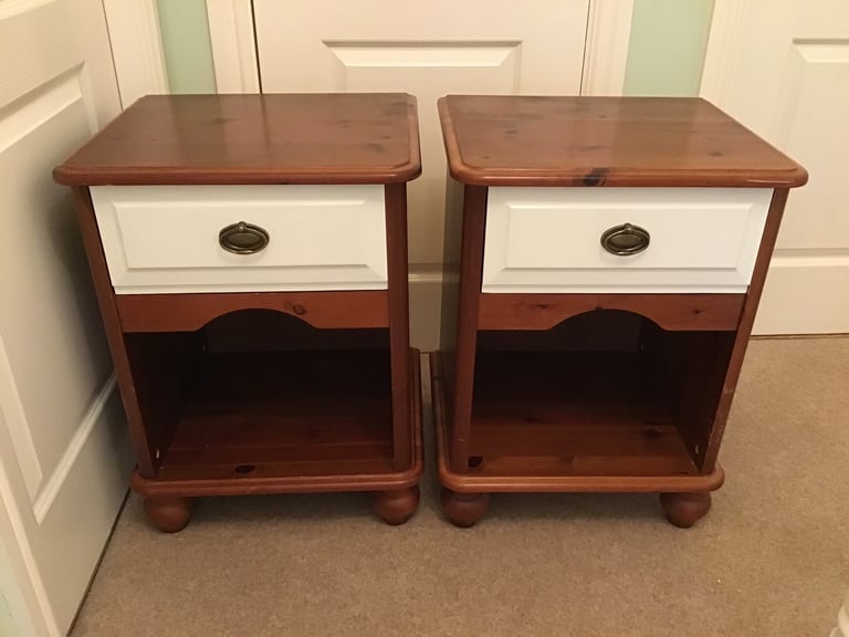 FREE 2 Bedside Tables  for collection in Redditch
