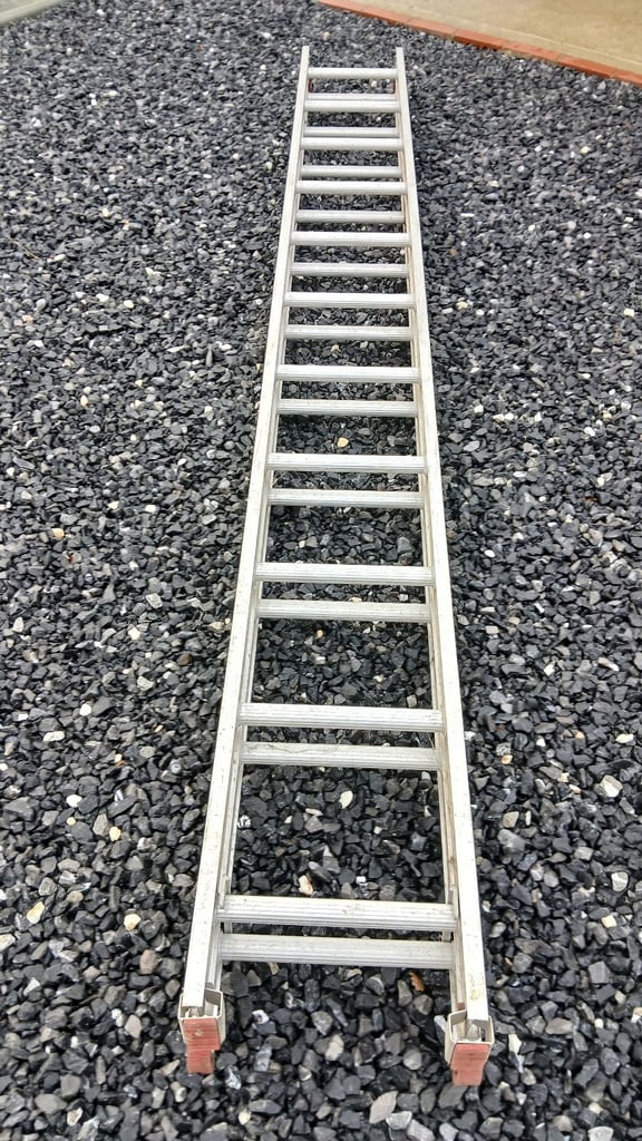 image for Double extention aluminium ladder