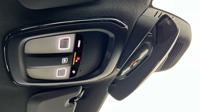 2022 Polestar Polestar 2 Long range Dual motor - Pilot Lite Hatchback Electric Automatic