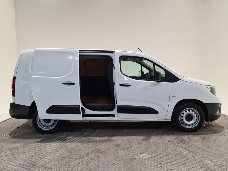 2021 Vauxhall Combo 1.5 TURBO D 2300 DYNAMIC L2 H1 100 BHP LWB Panel Van Diesel Manual