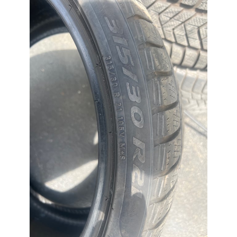 image for Pirelli All Season  Tyres Sottozero 3 21” Porsche Bentley Audi BMW 