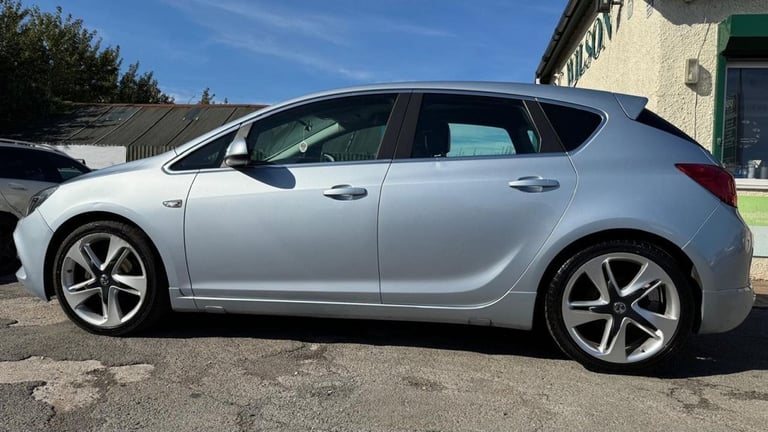 2014 Vauxhall Astra 1.4T 16v Limited Edition Hatchback 5dr Petrol Manual Euro 5 (140 ps) Hatchbac...