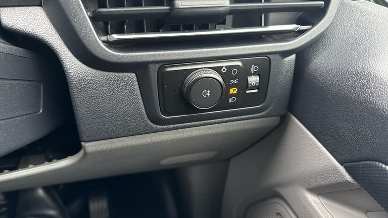 2024 Ford Transit Custom 300 L2 Diesel Fwd 2.0 EcoBlue 136ps H1 Van Limited Van Diesel Manual