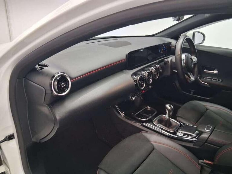2019 Mercedes-Benz A-Class 1.3 A180 AMG Line Hatchback 5dr HATCHBACK Petrol Manual