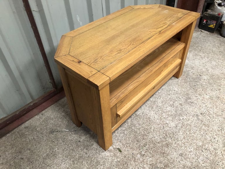 Large Oak TV Corner Stand with one Drawer,