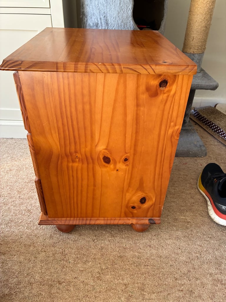 Bedside drawers