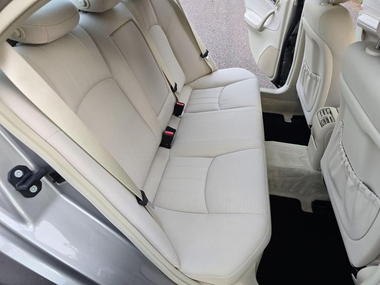 2006 Mercedes-Benz C Class 1.8 C180 Kompressor Elegance SE 4dr SALOON Petrol Automatic
