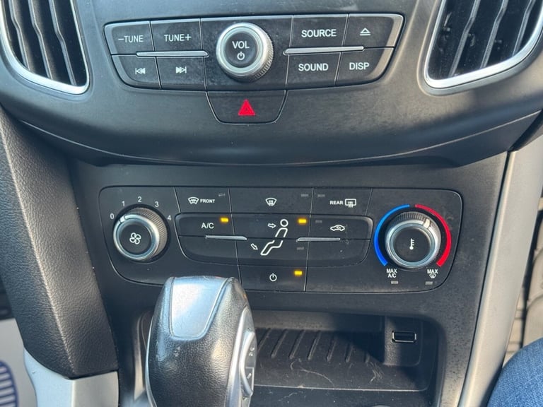 2016 Ford Focus 1.0 EcoBoost 125 Zetec 5dr Auto HATCHBACK PETROL Automatic