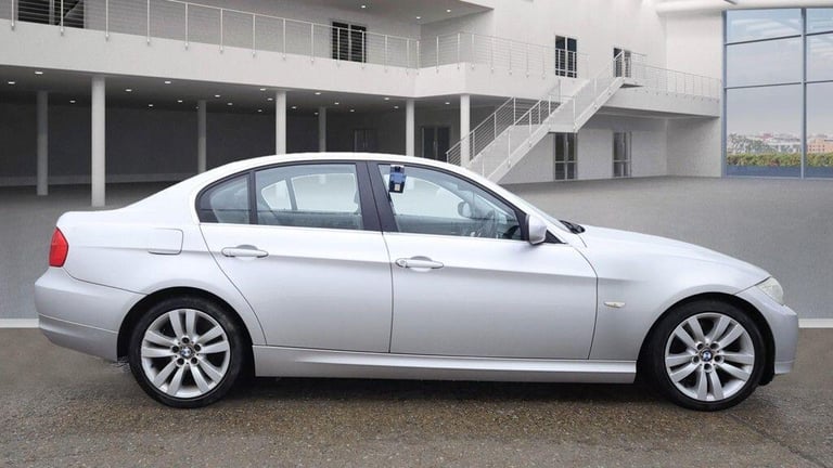  BMW 3 Series 3.0 330d SE Steptronic Euro 5 4dr Diesel Automatic