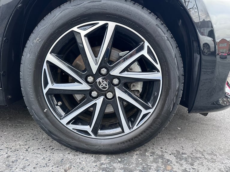 2022 Toyota Yaris 1.5 Hybrid Design 5dr CVT HATCHBACK Petrol/Electric Hybrid Automatic