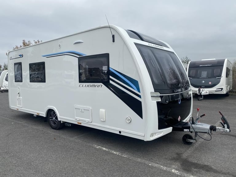 2017 LUNAR CLUBMAN ES LUXURY TOURING CARAVAN