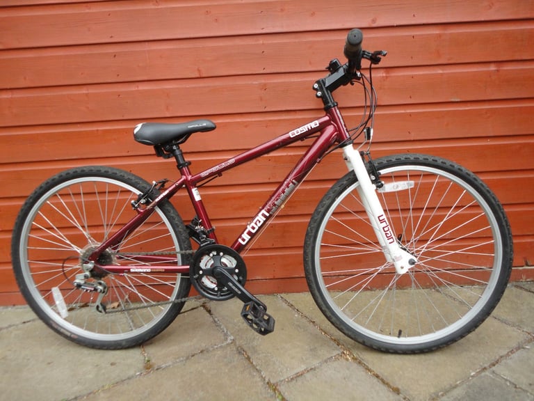 image for Apollo cosmo urban bike, 14 inch lightweight frame, 26 inch wheels, 18 gears, working order