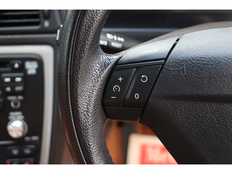 2025 Volvo V70 2.5T SE 5dr Geartronic [RTI NAV] Estate PETROL Automatic