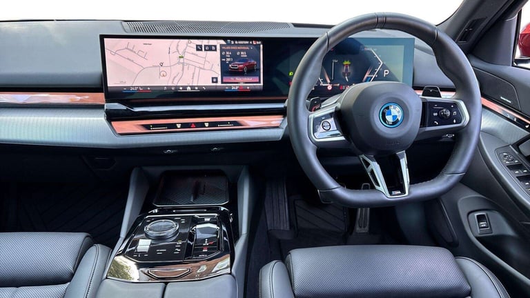 2025 BMW 5 Series 550e xDrive M Sport Pro 4dr Auto SALOON PETROL/ELECTRIC Automatic