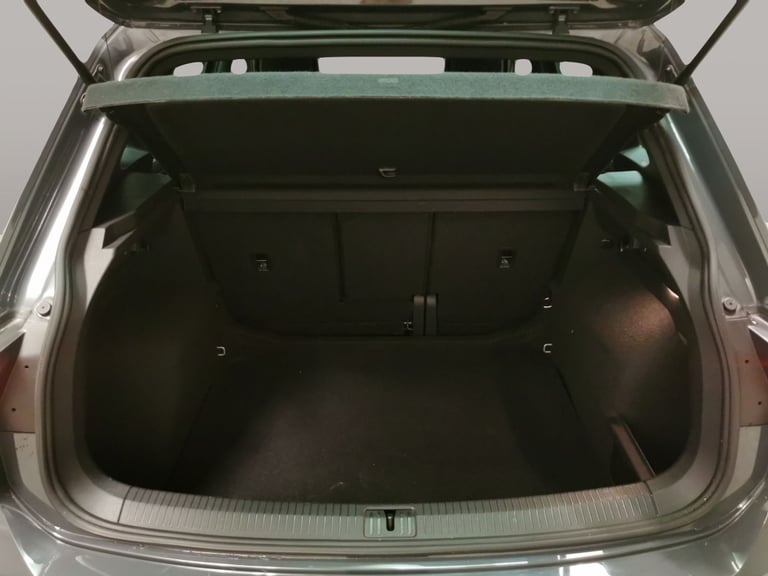2021 Volkswagen Tiguan 2.0 TDI R-Line SUV 5dr Diesel DSG Euro 6 (s/s) (150 ps) - KEYLESS ENTRY - ...