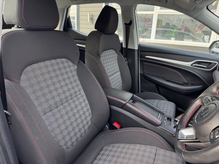 2022 72 MG MG ZS 72.6KWH SE LONG RANGE SUV 5DR ELECTRIC AUTO (156 PS)