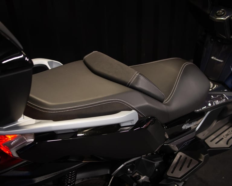 2021 BMW C400 GT Scooter - Great Condition - Perfect for Commuting or Touring