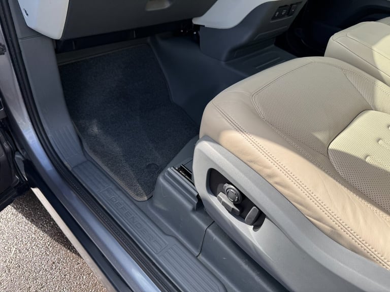 2021 Land Rover Defender 2.0 P300 HSE 90 3dr Auto [6 Seat] Estate Petrol Automatic