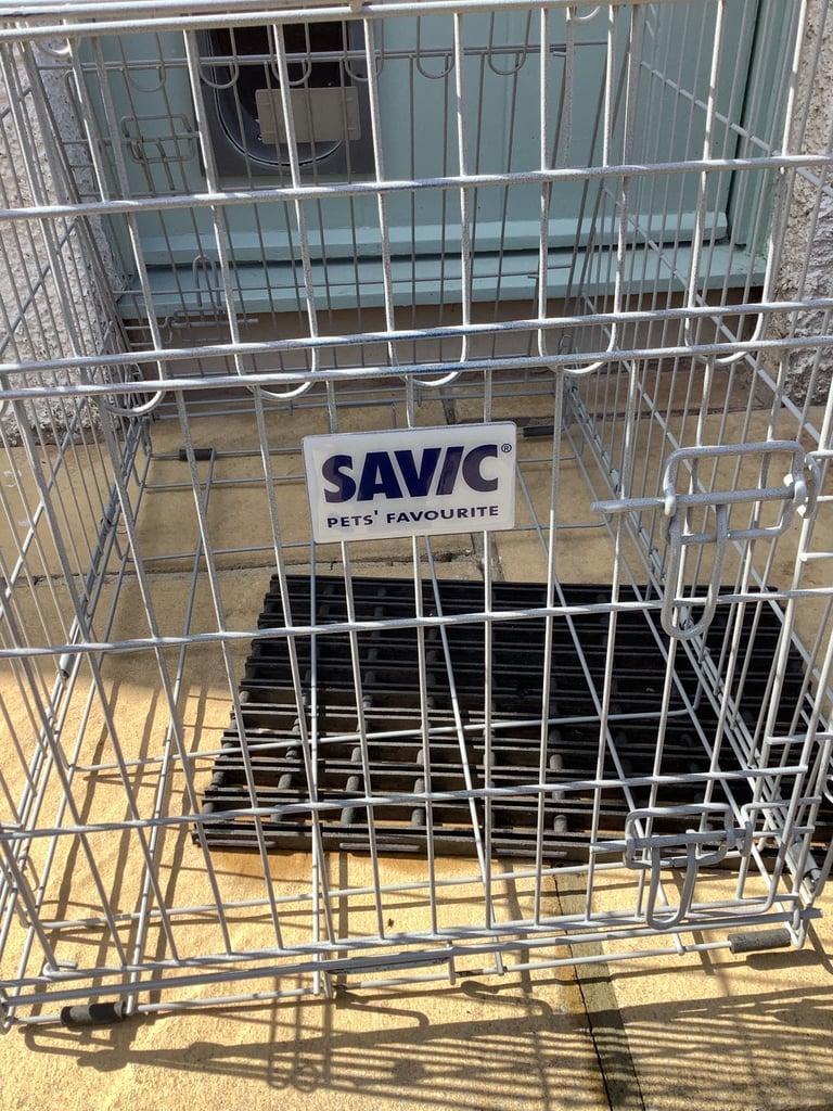 Travelling pet crate
