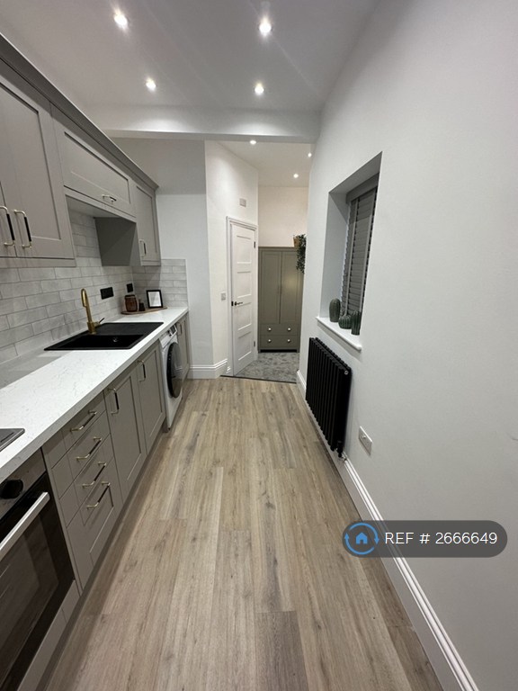 Studio flat in Nottingham Road, Derby, DE1 (#2666649)