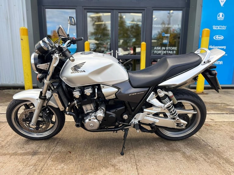 2005 Honda CB1300