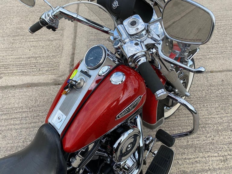 2004 HARLEY DAVIDSON FLHRCI ROAD KING CLASSIC 1550 - CUSTOM TOURING CRUISER