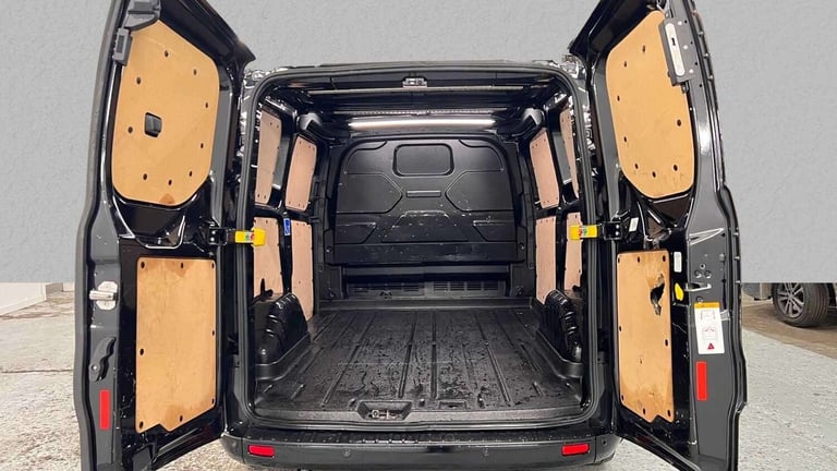  Ford Transit Custom 2.0 EcoBlue 130ps Low Roof Limited Van Auto Van Diesel Automatic