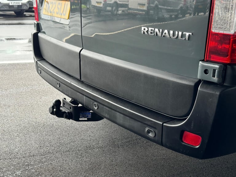 2022 Renault Master 2.3 dCi 35 Business+ FWD LWB Medium Roof Euro 6 4dr PANEL VAN Diesel Manual