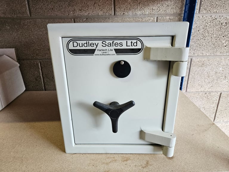 image for Dudley Harlech Lite Security Level 1 Jewellery and Small Item Safe