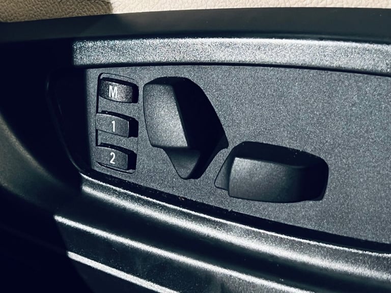 BMW X6 3.0 M50D SUV DIESEL AUTO XDRIVE 381 PS DIESEL BLACK 4X4 4WD 2013