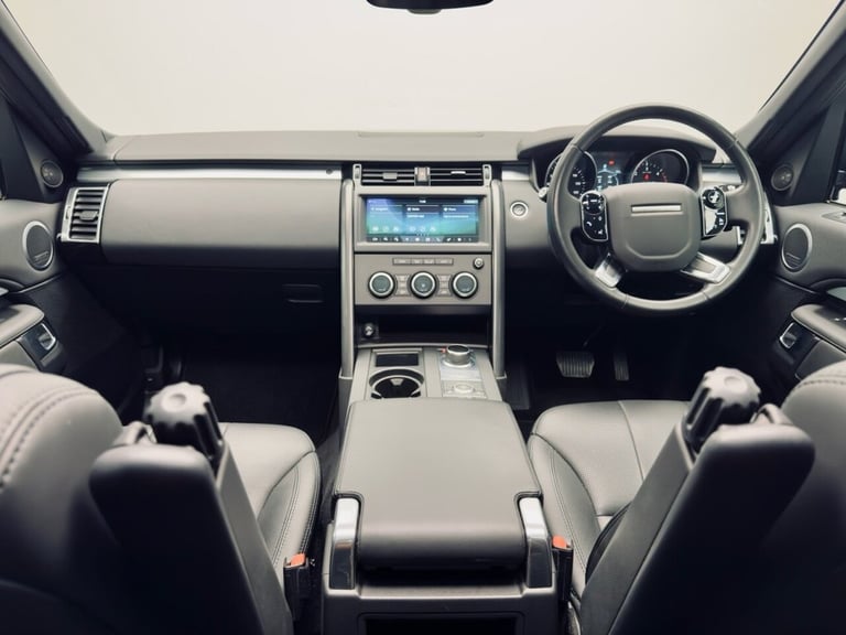 2019 Land Rover Discovery 3.0 SD V6 Landmark Edition SUV 5dr Diesel Auto 4WD Euro 6 (s/s) (306 ps...