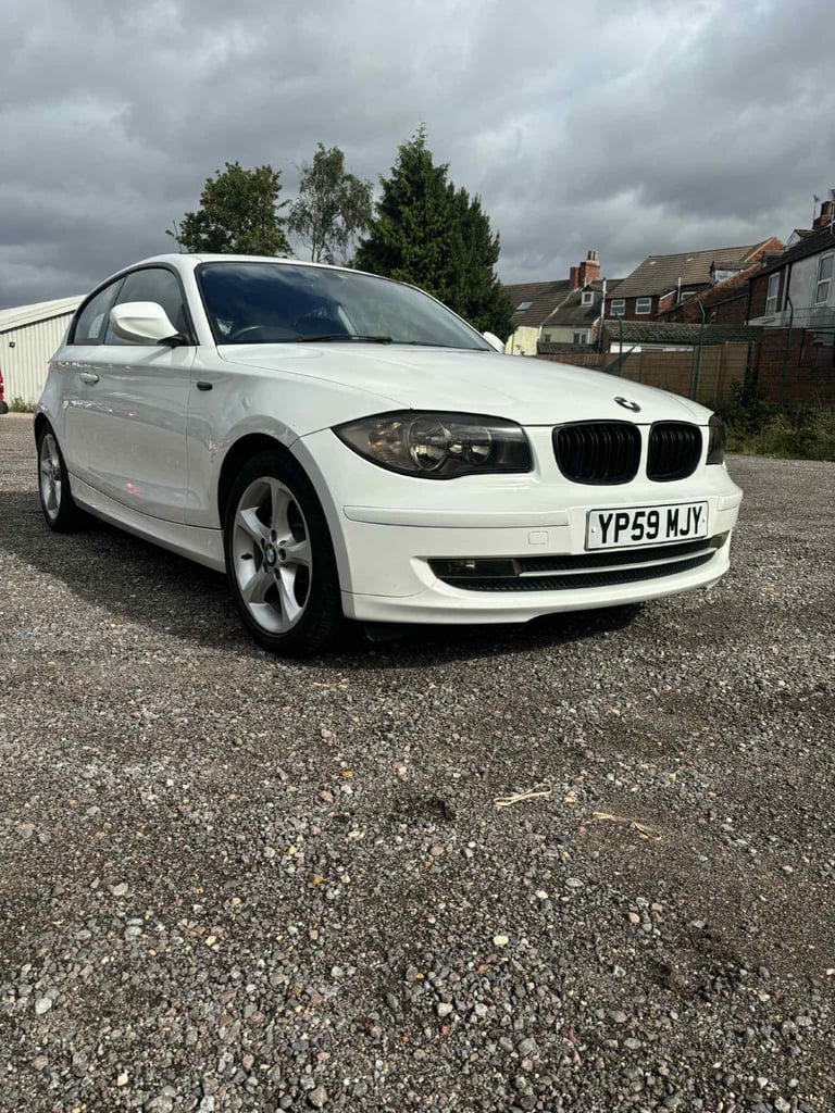 image for BMW, 1 SERIES, Hatchback, 2009, Manual, 1995 (cc), 3 doors