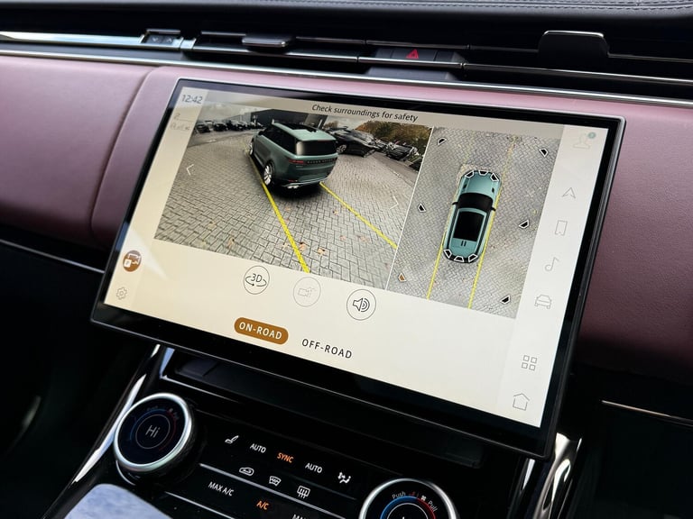 2023 Land Rover Range Rover Sport 3.0 D300 MHEV Dynamic SE SUV 5dr Diesel Auto 4WD Euro 6 (s/s) (...