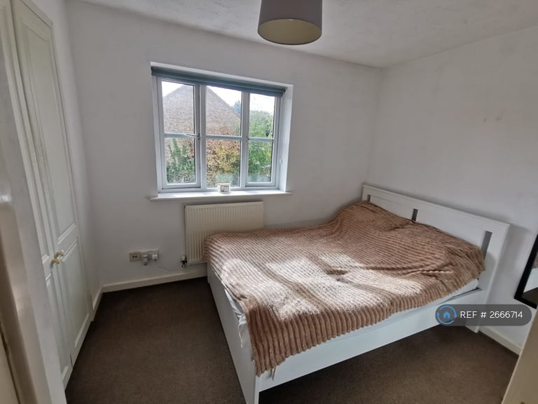 2 bedroom house in Olympic Way, Kettering, NN15 (2 bed) (#2666714)