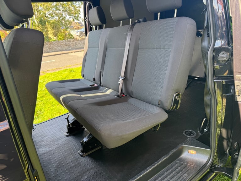 2018 Volkswagen Transporter 2.0 TDI BMT 150 Highline Kombi Van DSG WINDOW VAN Diesel Automatic