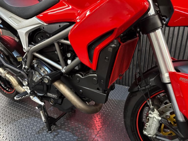 2015 Ducati Hyperstrada 821 821 Euro 3