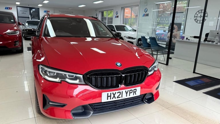 2021 BMW 3 Series 2.0 330e 12kWh Sport Pro Touring Auto Euro 6 (s/s) 5dr Estate PETROL/ELECTRIC A...