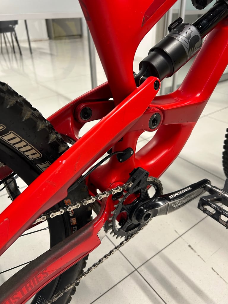 YT Capra CF Pro Full Suspension Mountain Bike Men’s MTB Large 