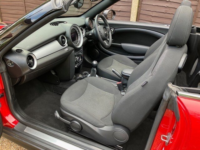 2015 MINI Roadster 1.6 Cooper 2dr CONVERTIBLE Petrol Manual