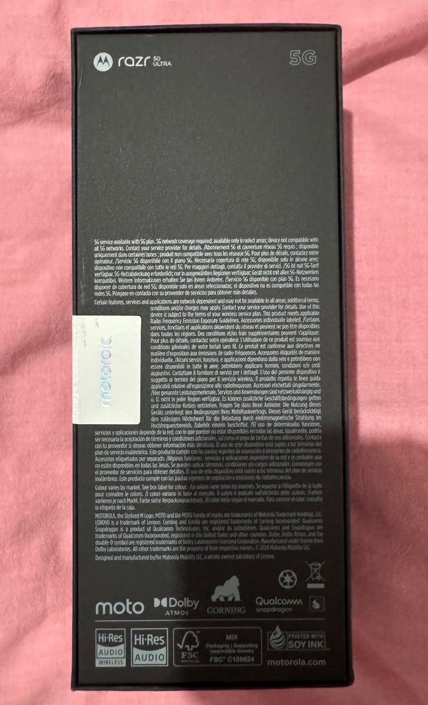 Motorola Razr 50 Ultra **NEW & SEALED**